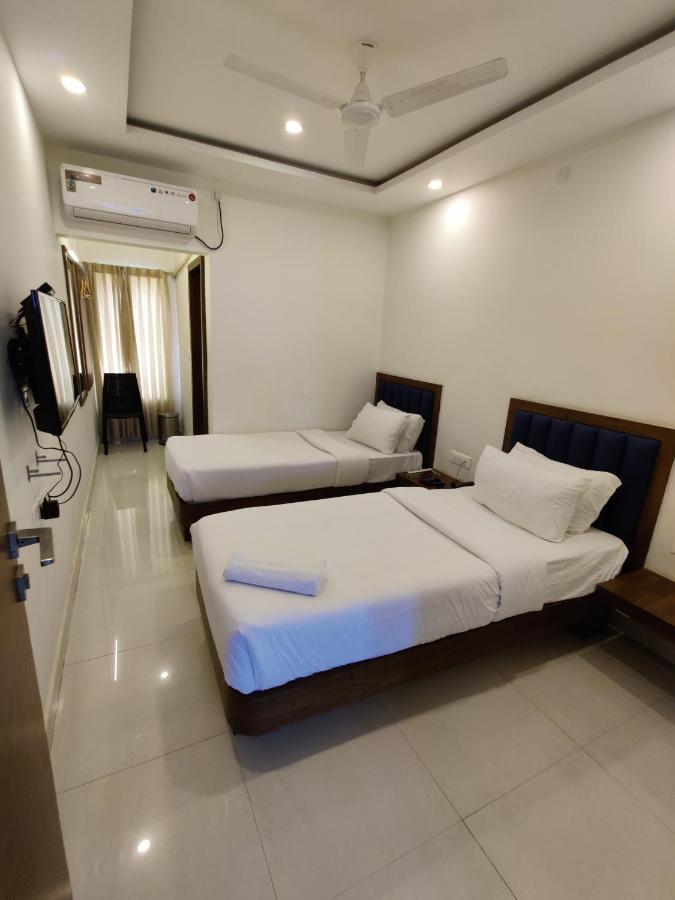 Airport Regency Hotell Devanahalli Exteriör bild