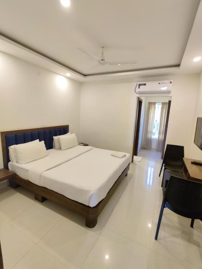 Airport Regency Hotell Devanahalli Exteriör bild